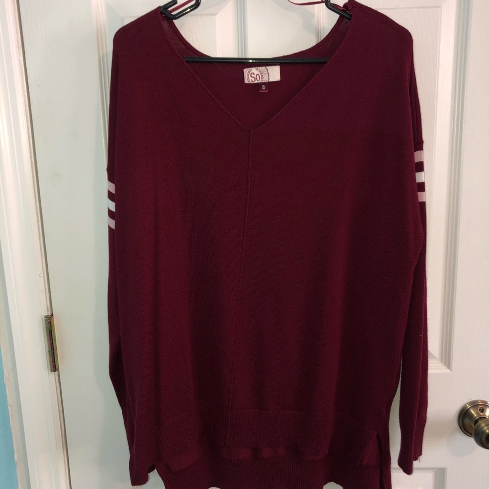 Cute maroon sweater